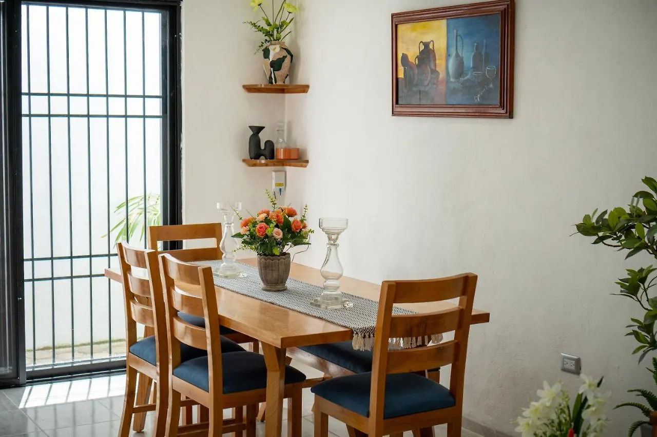 Casa Alba A 15 Min Del Centro De Merida Apart otel Meksika